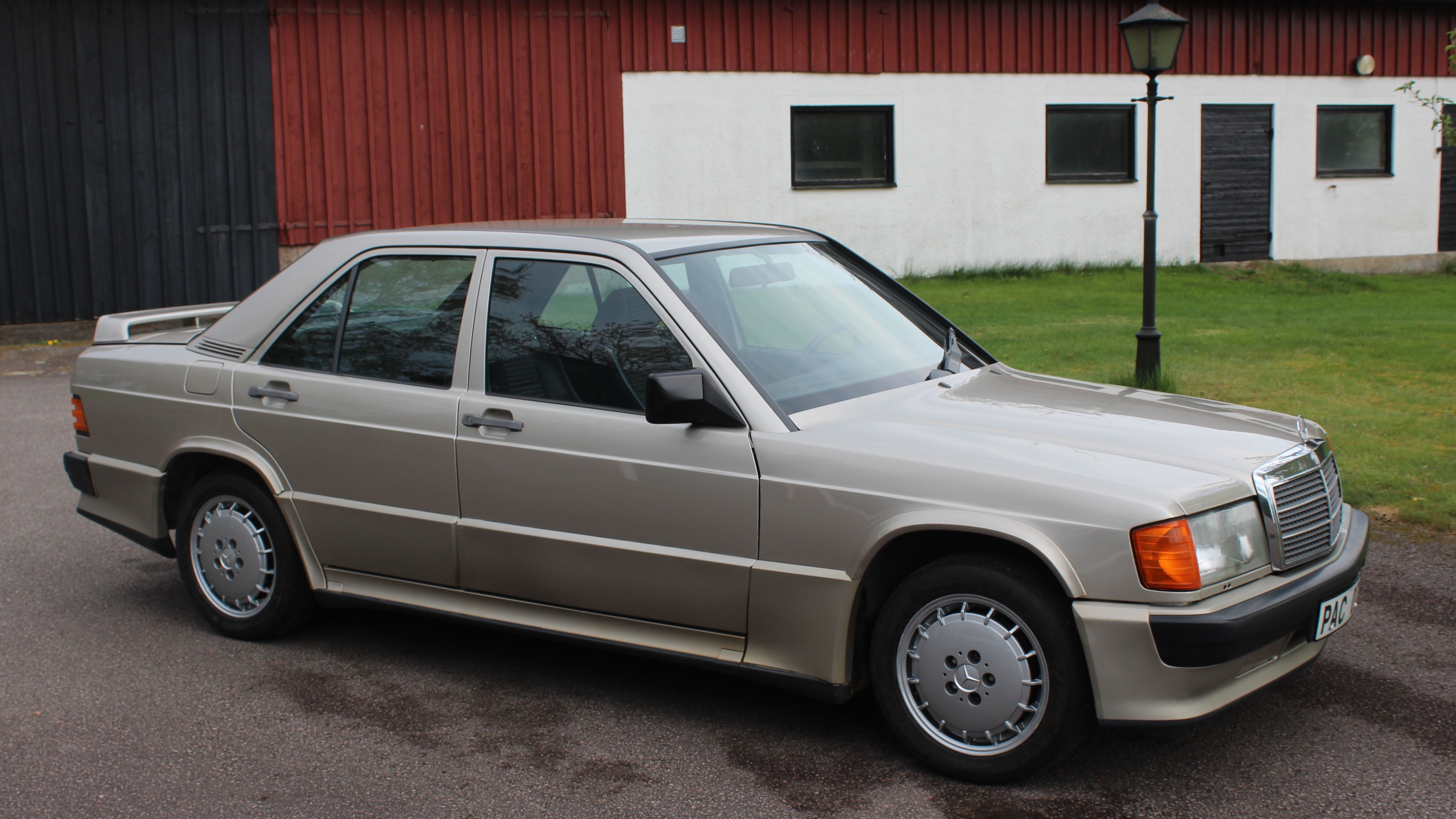 mercedes 190 sida höger2